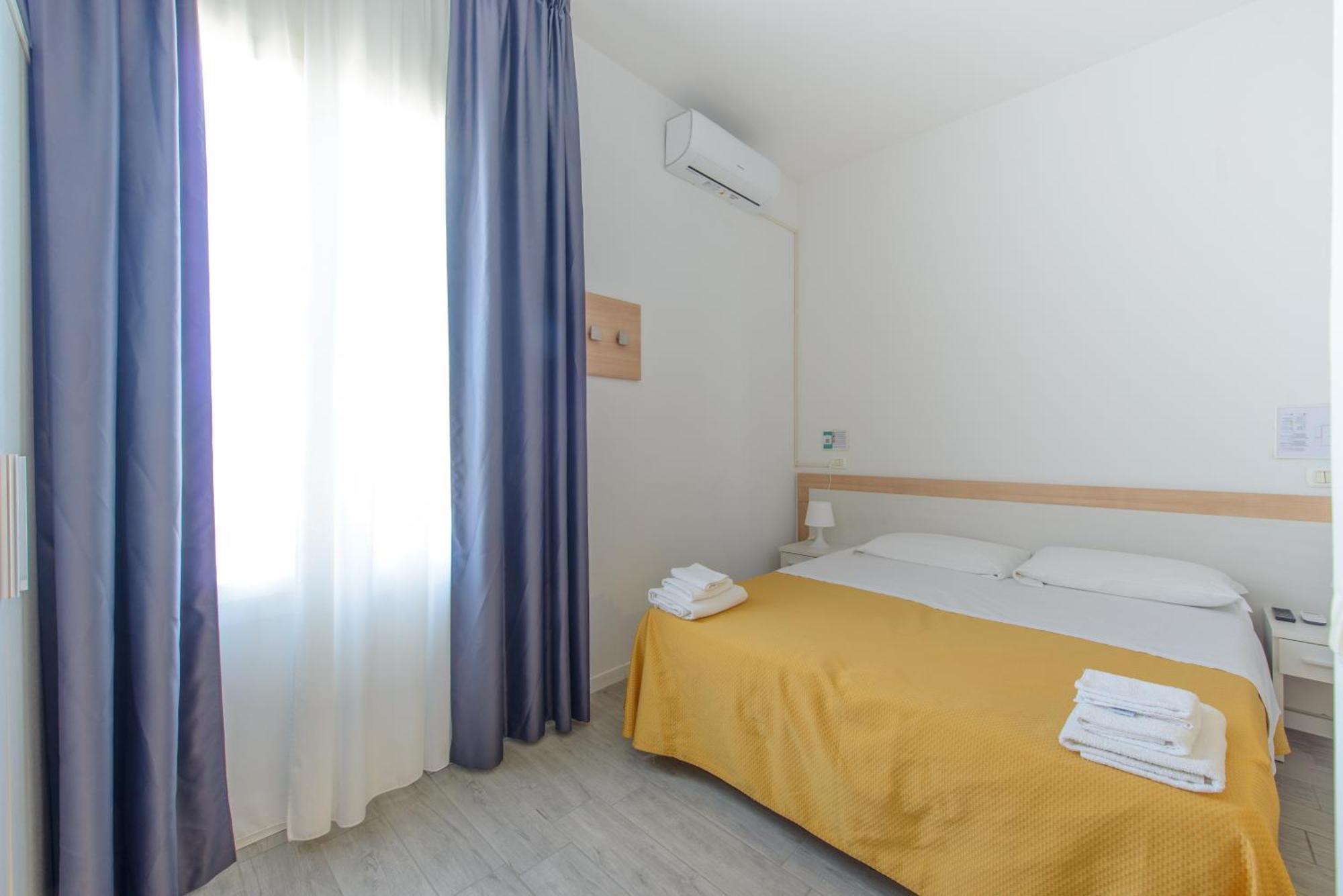 Nautic Beach Hotel Rimini Bagian luar foto